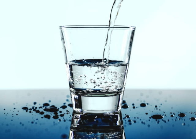 10 Foods to Cure Erectile Dysfunction Permanently 10 glass water macro shot